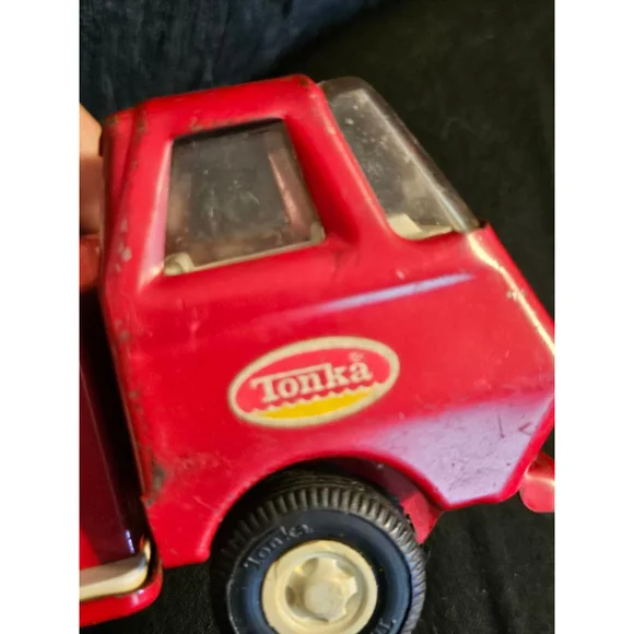 Tonka Vintage 1970s Fire Truck Toy Red White no ladders - Picture 7 of 8